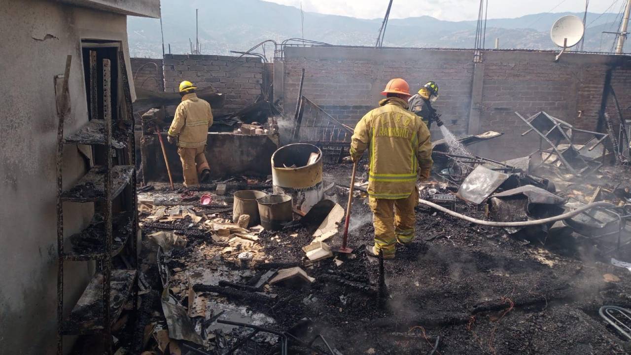 Incendio en vivienda en Chilpancingo deja a familia sin hogar en ...