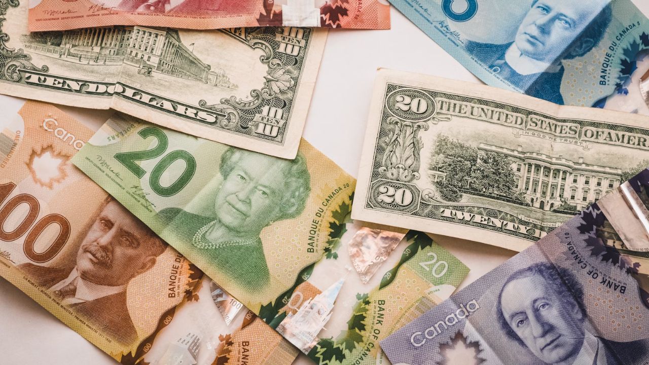 Dolar hoy: ¿Cuál es la diferencia entre el canadiense y estadounidense?