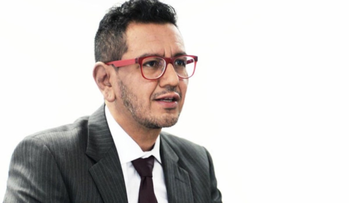 Rector de la UNAM pide destitución de Iván Ruiz, director del IIE - Vimarsana News
