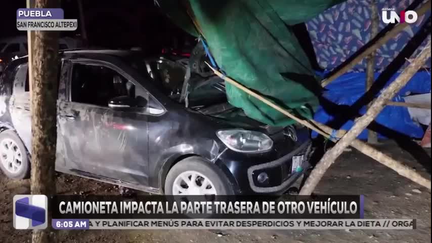 Choque por alcance deja daños en carretera Tehuacán–Teotitlán