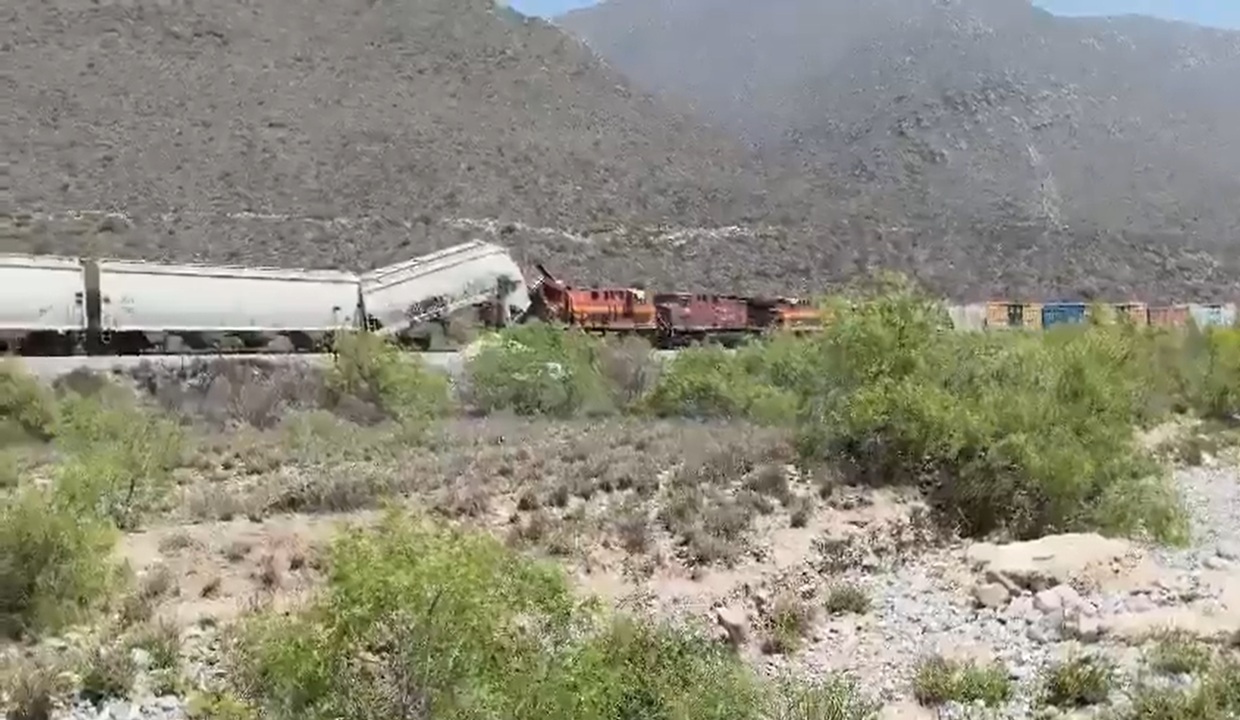 VIDEO: Choque de trenes paraliza vías ferroviarias y deja al menos dos heridos HOY