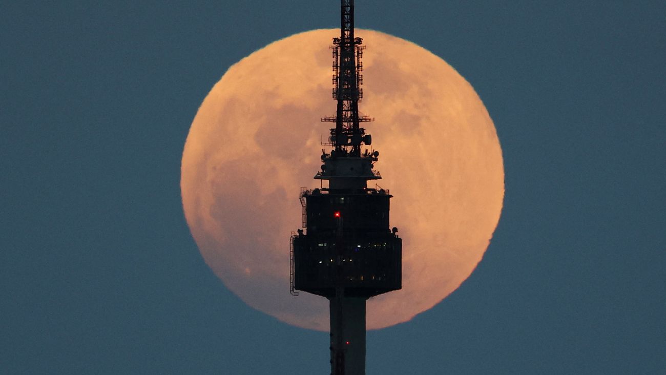 FOTOS: Roja y bella, así se vio la Luna de Sangre en todo el mundo