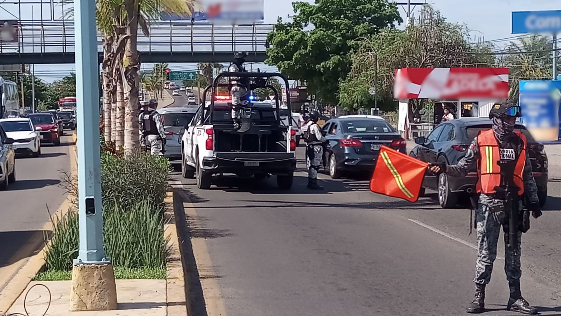 Detienen a un hombre tras persecución sobre la Ejército Mexicano, en ...