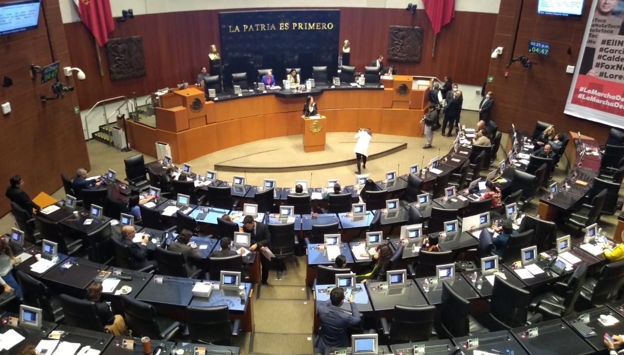 Senadores discuten Plan B de la Reforma Electoral de AMLO