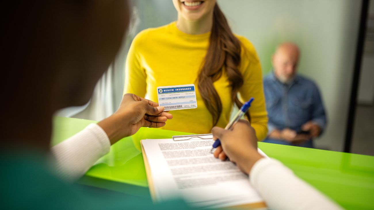 Personas que  deberán hacer el trámite de la Cédula Profesional este 2026 para poder ejercer su profesión en Monterrey