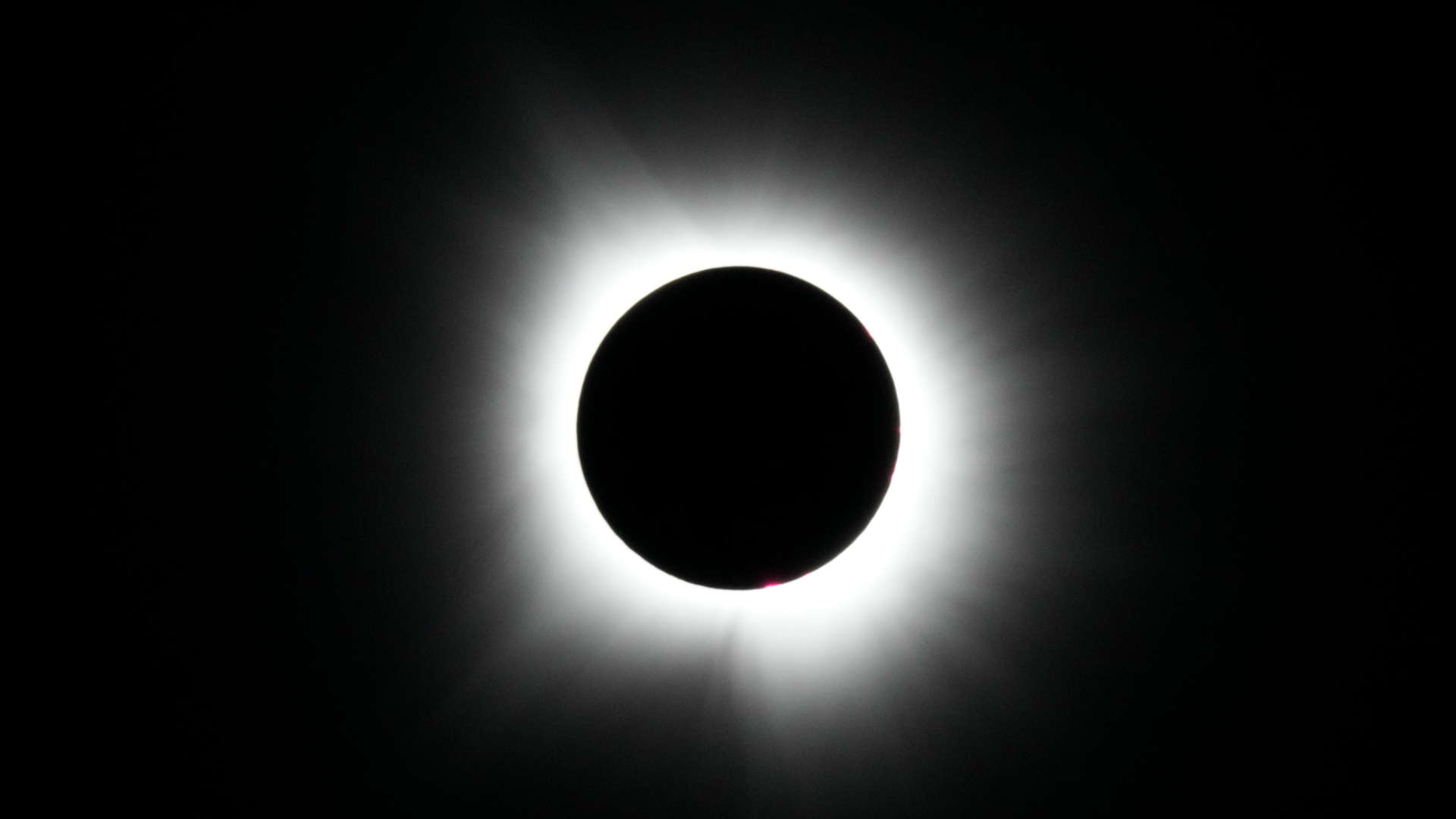 Eclipse total de Sol oscurece una franja de Norteamérica
