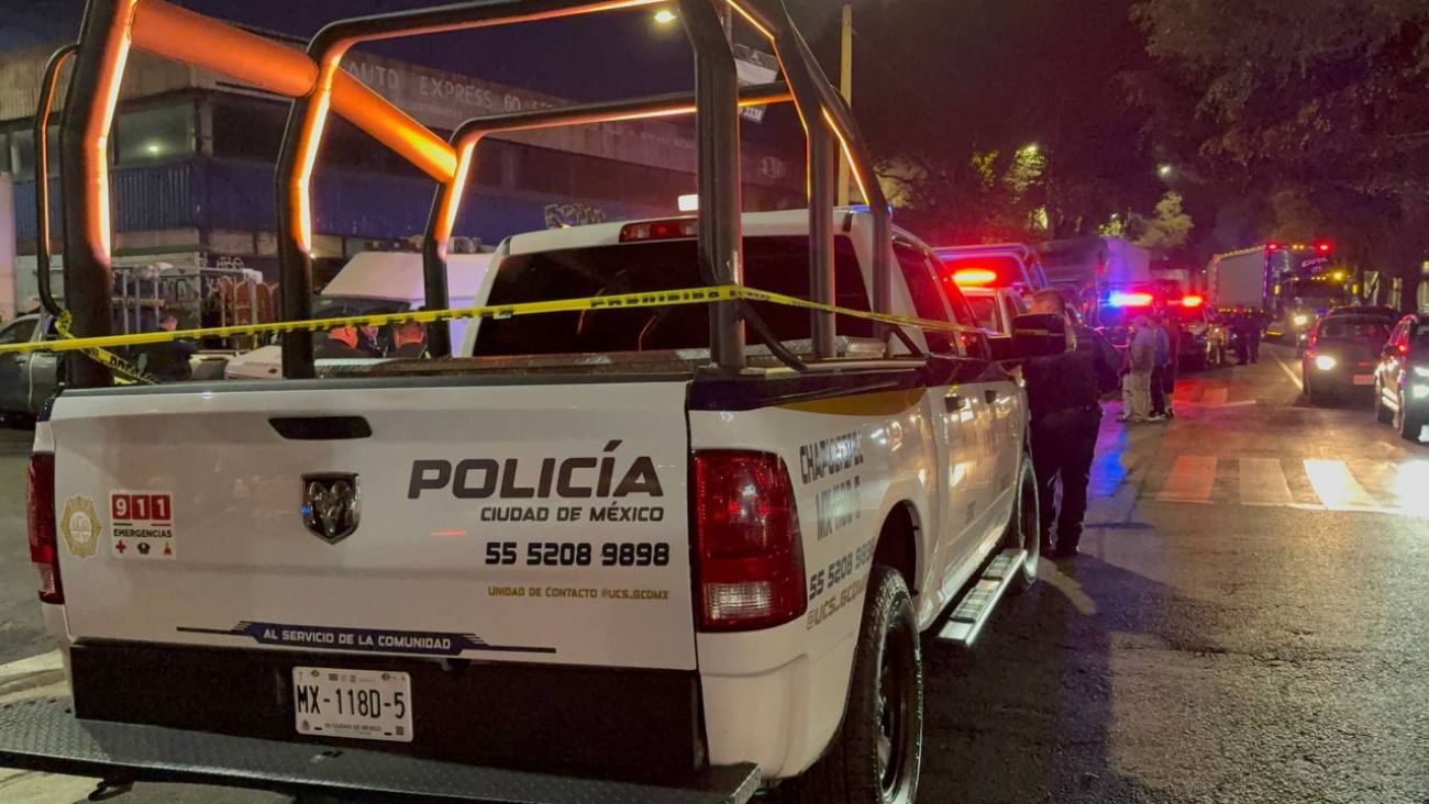 Hombre dispara a policía y se quita la vida tras reporte de violencia familiar en Iztapalapa