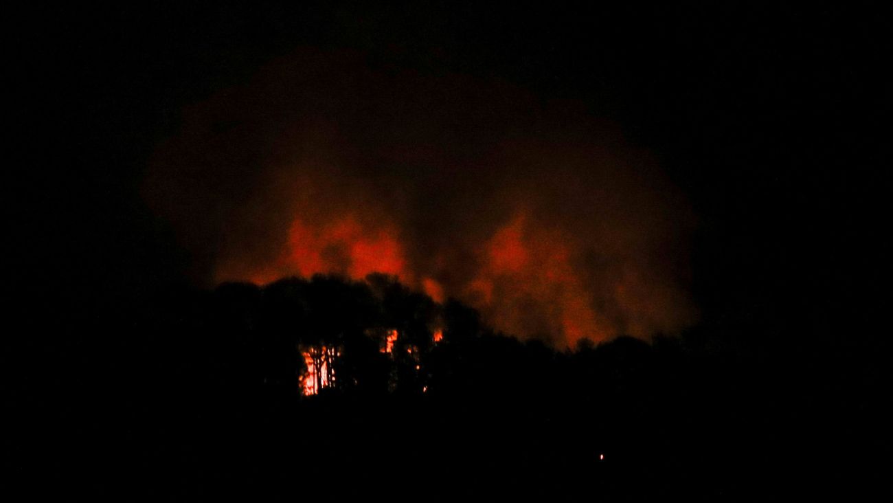 Estados Unidos realiza ataque militar a gran escala contra Venezuela