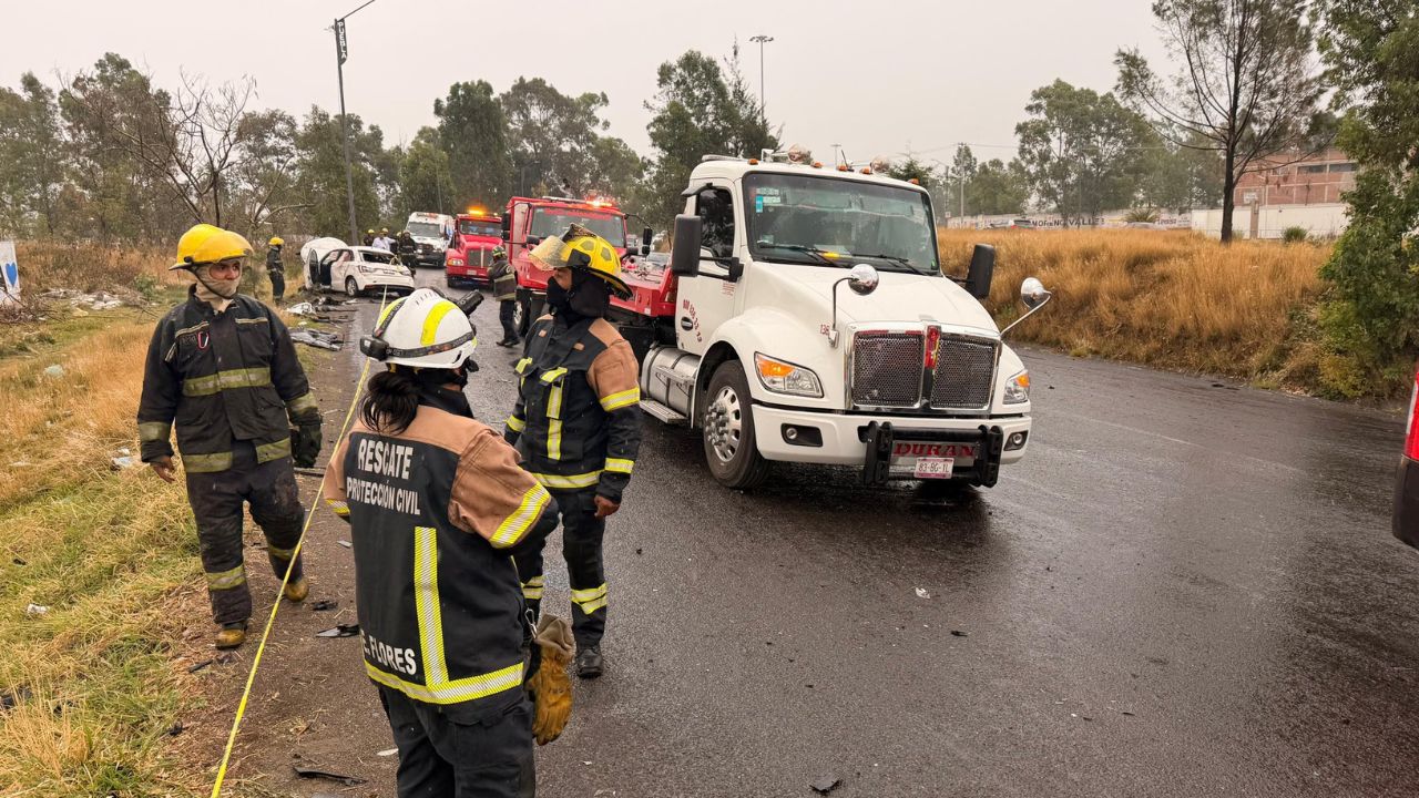 Lluvias dejan múltiples afectaciones en Puebla hoy: Caos por choques y tráfico