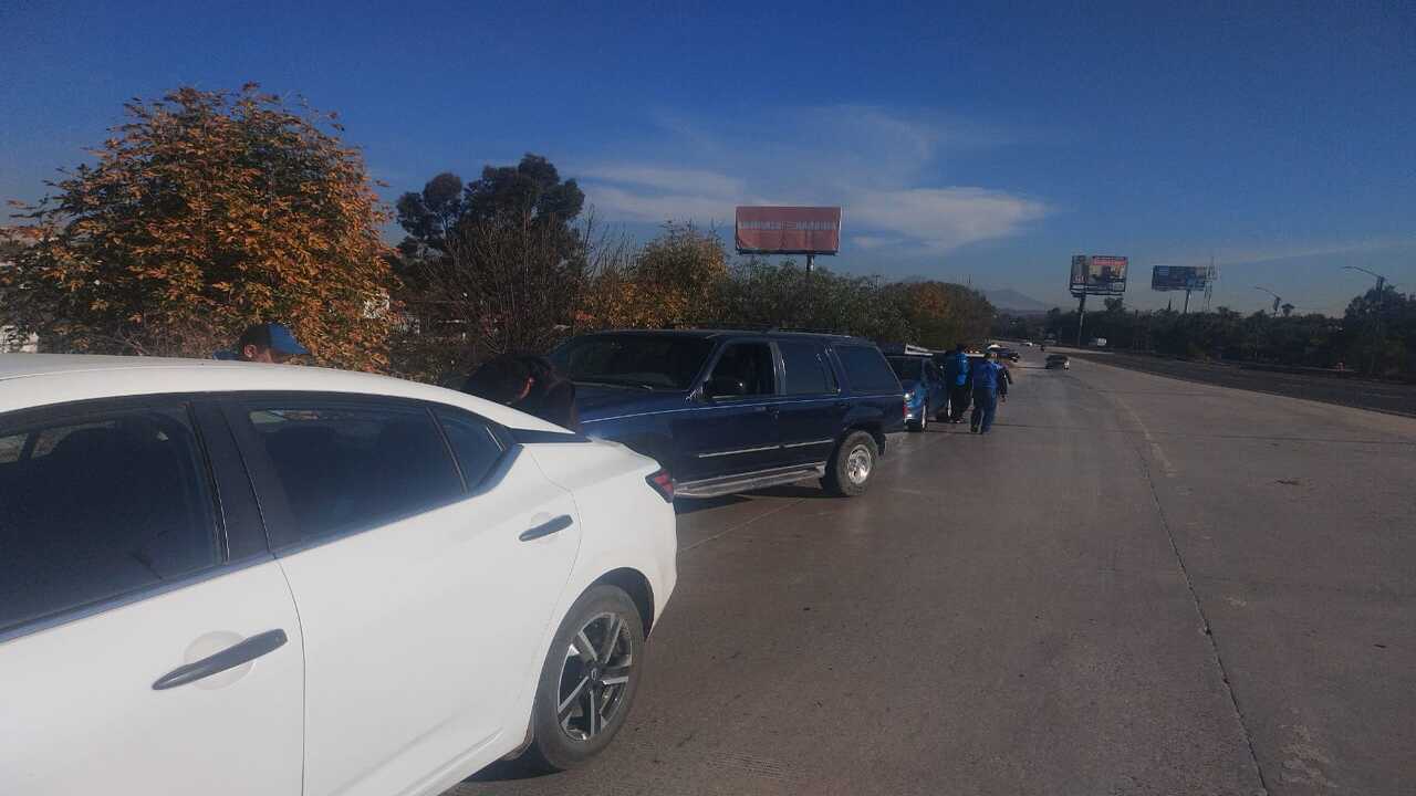 Accidente en Periférico Ecológico deja a hombre lesionado en Flor del Bosque