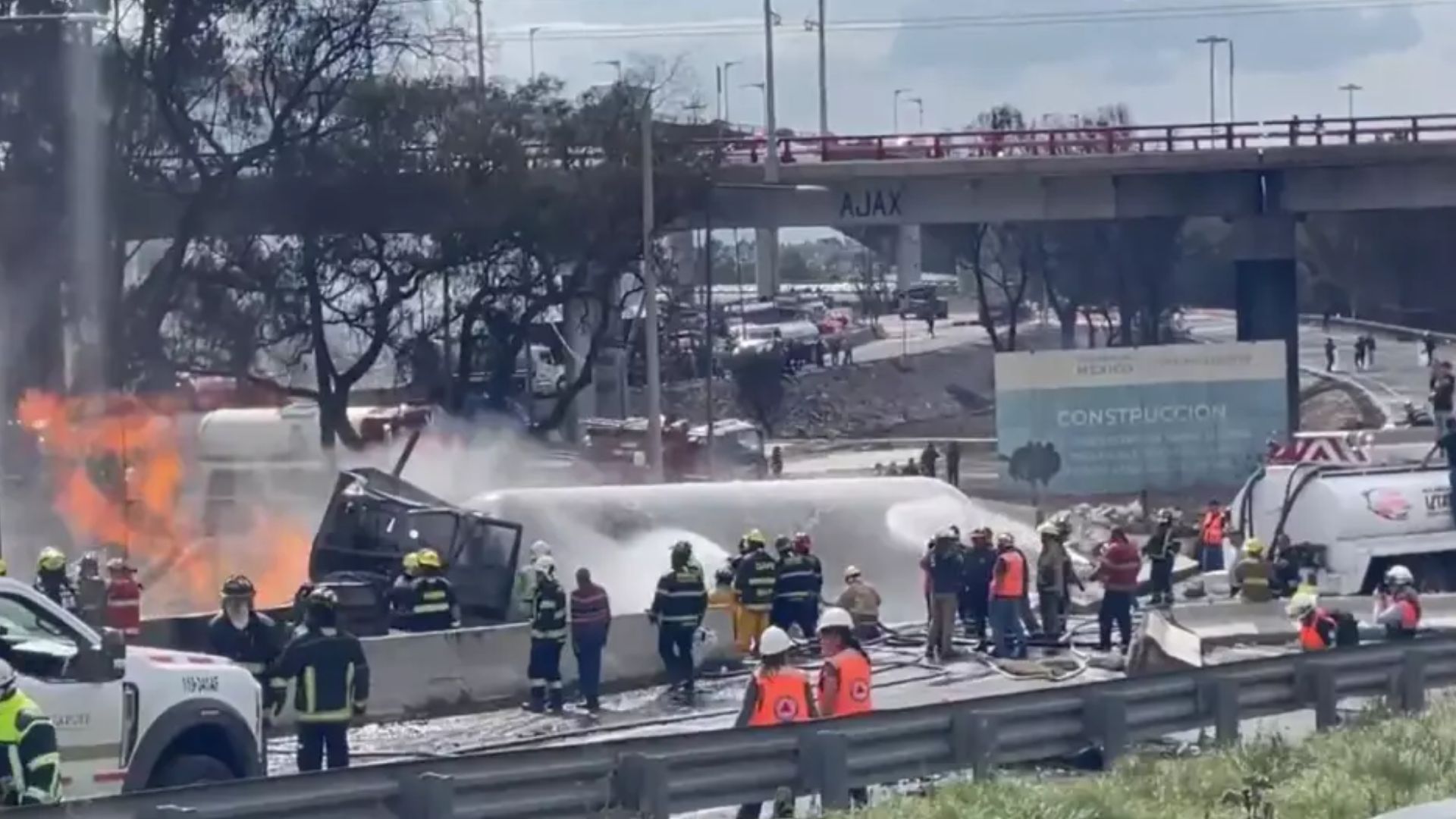 VIDEO: Pasajeros poblanos sobreviven a la explosión en el Puente de la ...