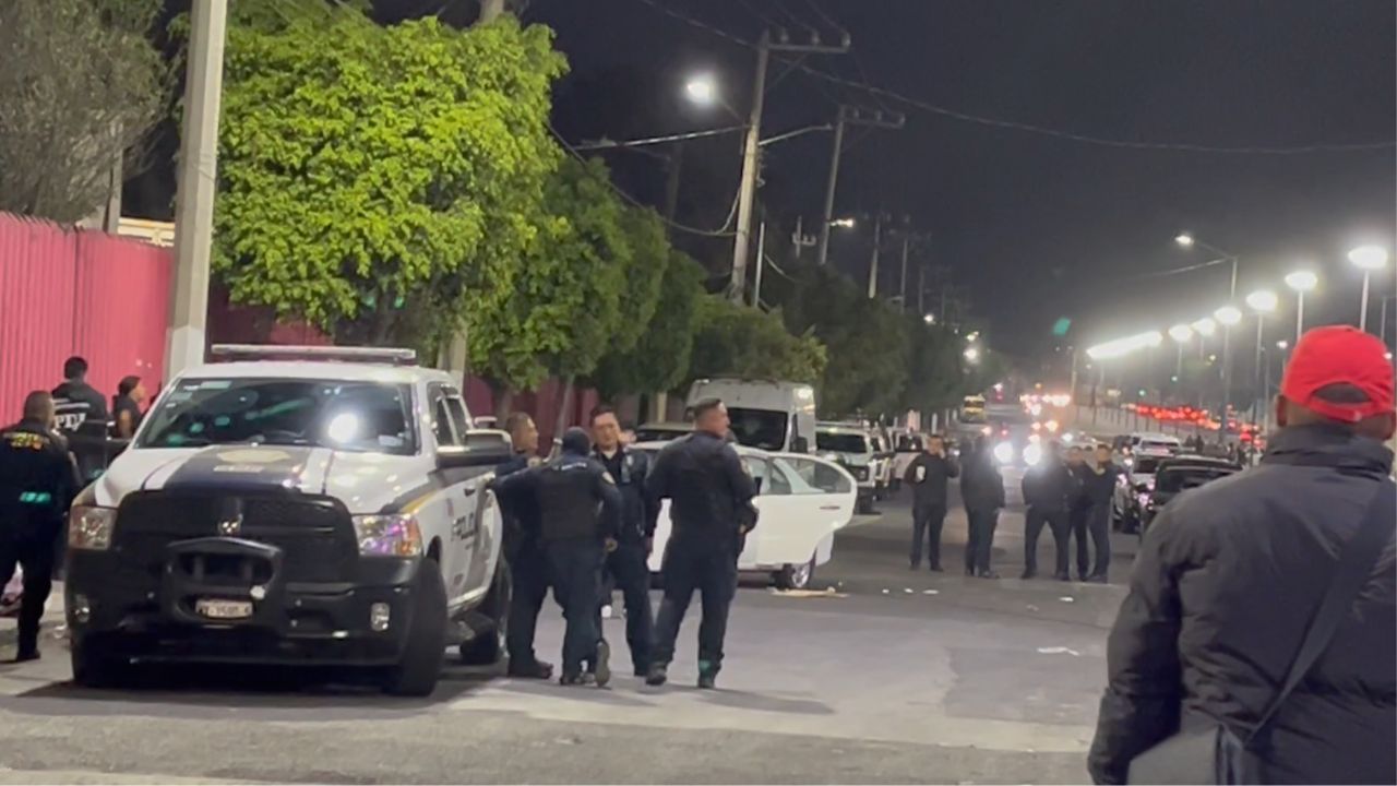 Balacera en Iztapalapa HOY deja dos muertos y un herido dentro de un ...