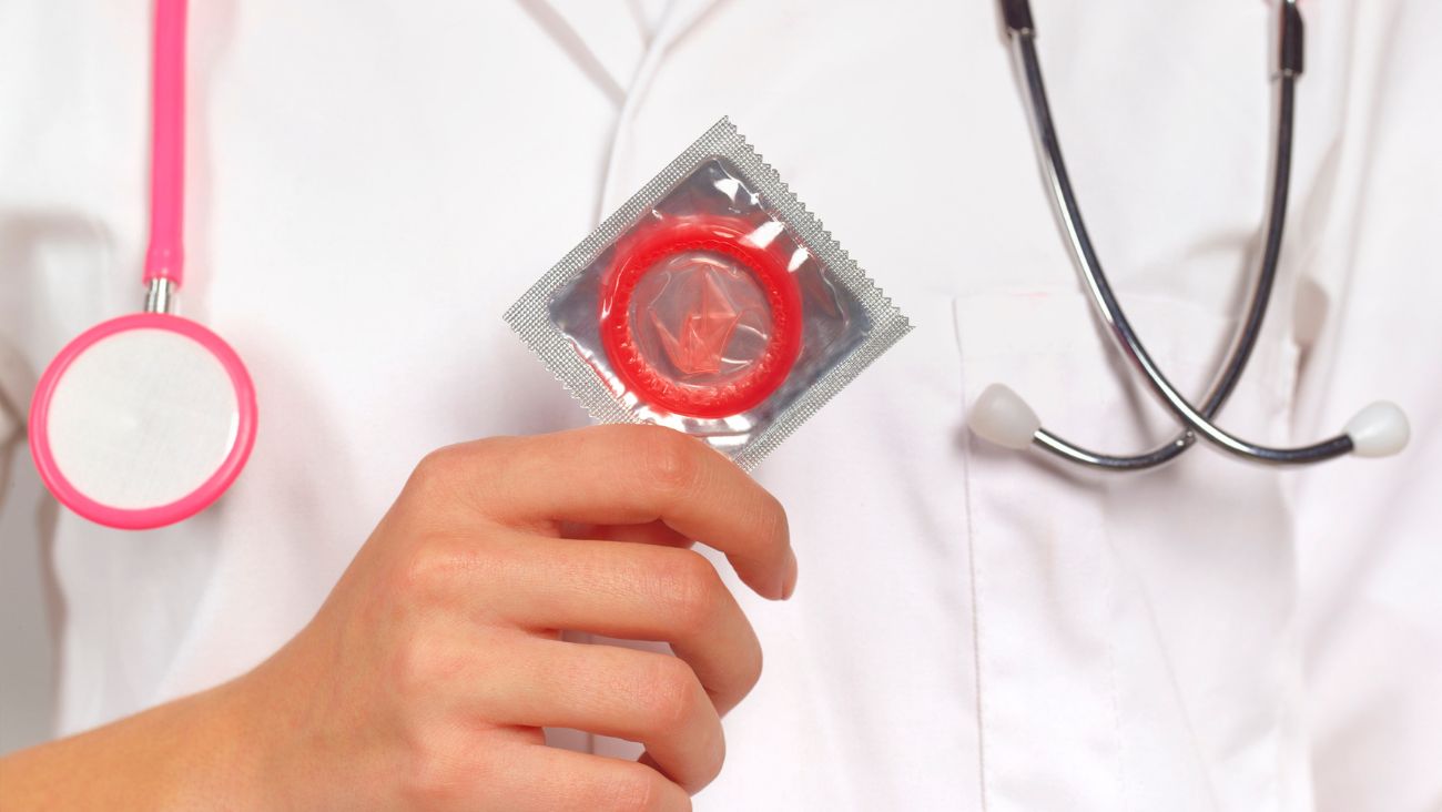 ENTREVISTA: Experto en educación sexual revela edad para comenzar a hablar de ella con tus hijos