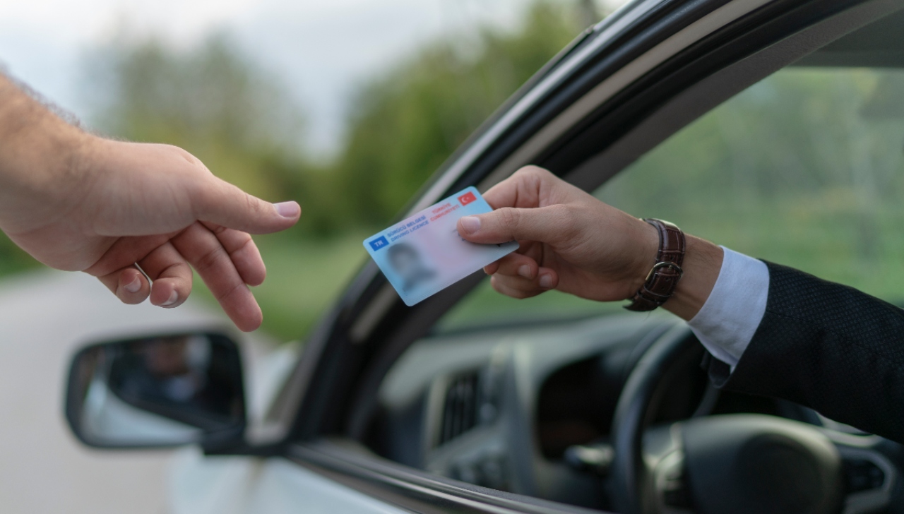 No llevar licencia de conducir ahora sale más caro en Jalisco: este es el nuevo costo de la multa desde febrero 2026