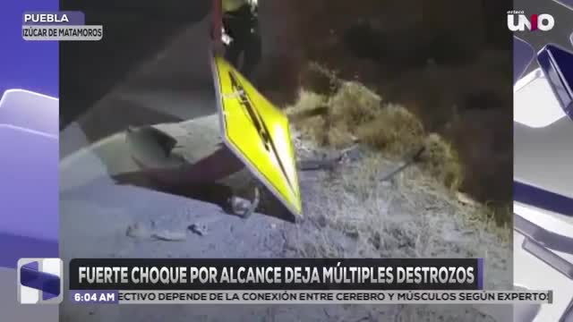 Camioneta provoca fuerte choque en Izúcar de Matamoros y se da a la fuga; no hay heridos graves