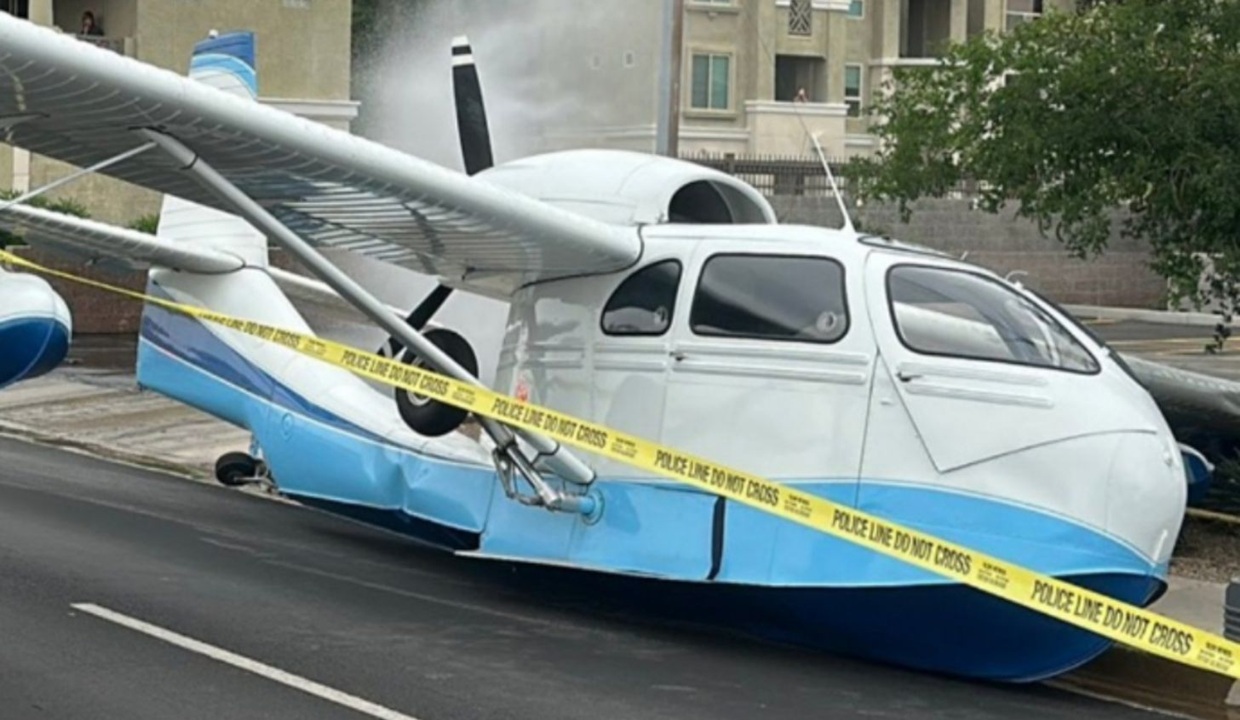 Avioneta se estrella en pleno centro de Phoenix; llevaba a tres personas HOY