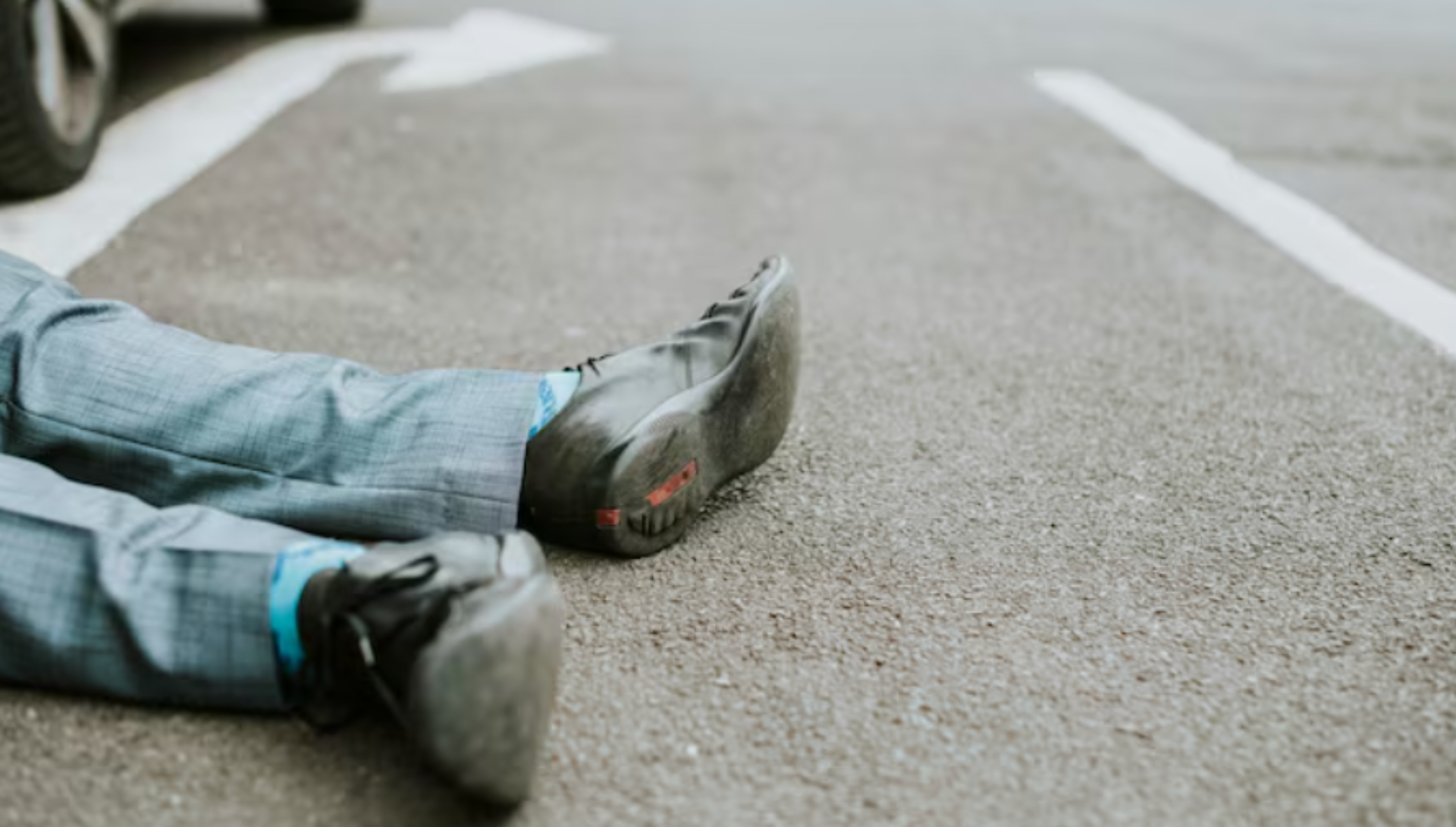 IMAGEN: Unidad de la ruta 4 atropella a conductor en la 16 de Septiembre, Puebla