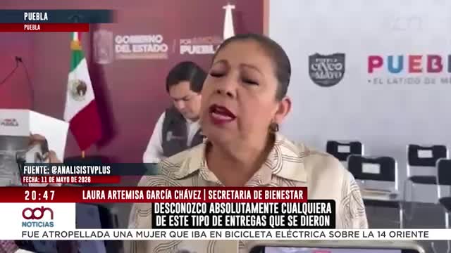 La oposición en Puebla denunció que la secretaria de Bienestar, Laura Artemisa García, incurrió en actos de promoción personal que son ilegales por violar las normas electorales e incluso la Constitución.