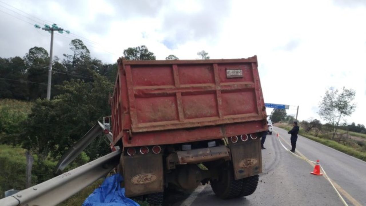 Cierre parcial en carretera Apizaco-Tejocotal por accidente hoy 19 de ...