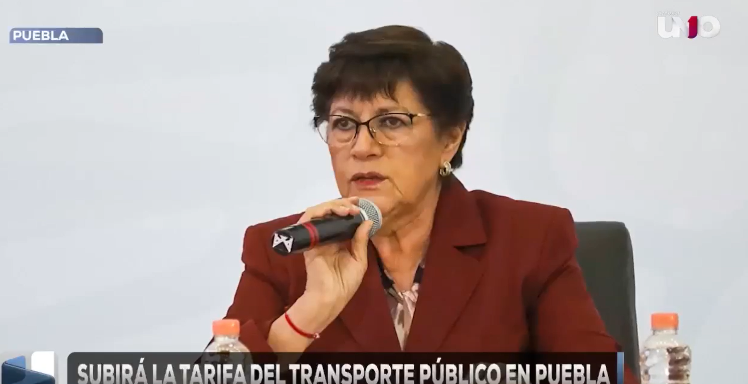 ¡OTRO GOLPE AL BOLSILLO! La secretaria de Movilidad y Transporte de Puebla, Silvia Tanús, confirma posible aumento al pasaje este año a pesar de quejas por mal servicio
