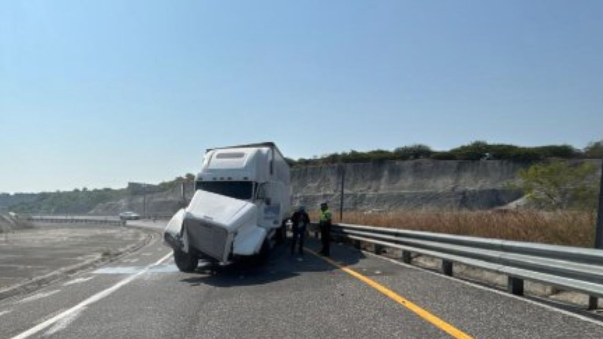Accidente en la autopista Siglo XXI hoy 18 de noviembre