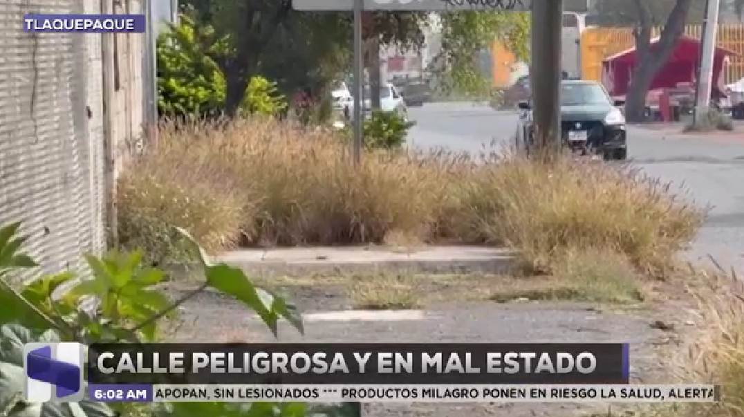 Denuncian calles en mal estado en la colonia La LLave, en Tlaquepaque