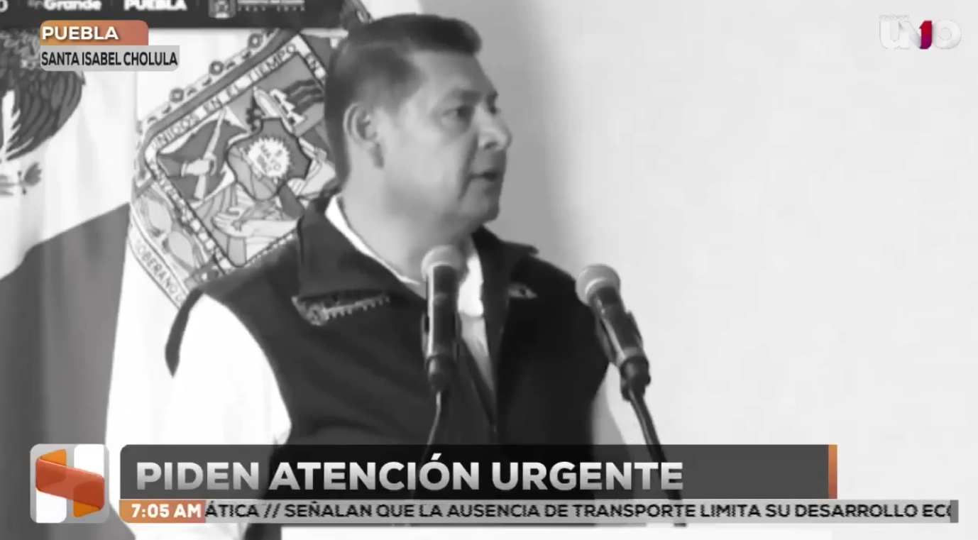 Mientras el gobierno de Alejandro Armenta se aferra a un proyecto ecocida como el Cablebús, habitantes de Santa Isabel Cholula viven sin transporte y en el olvido