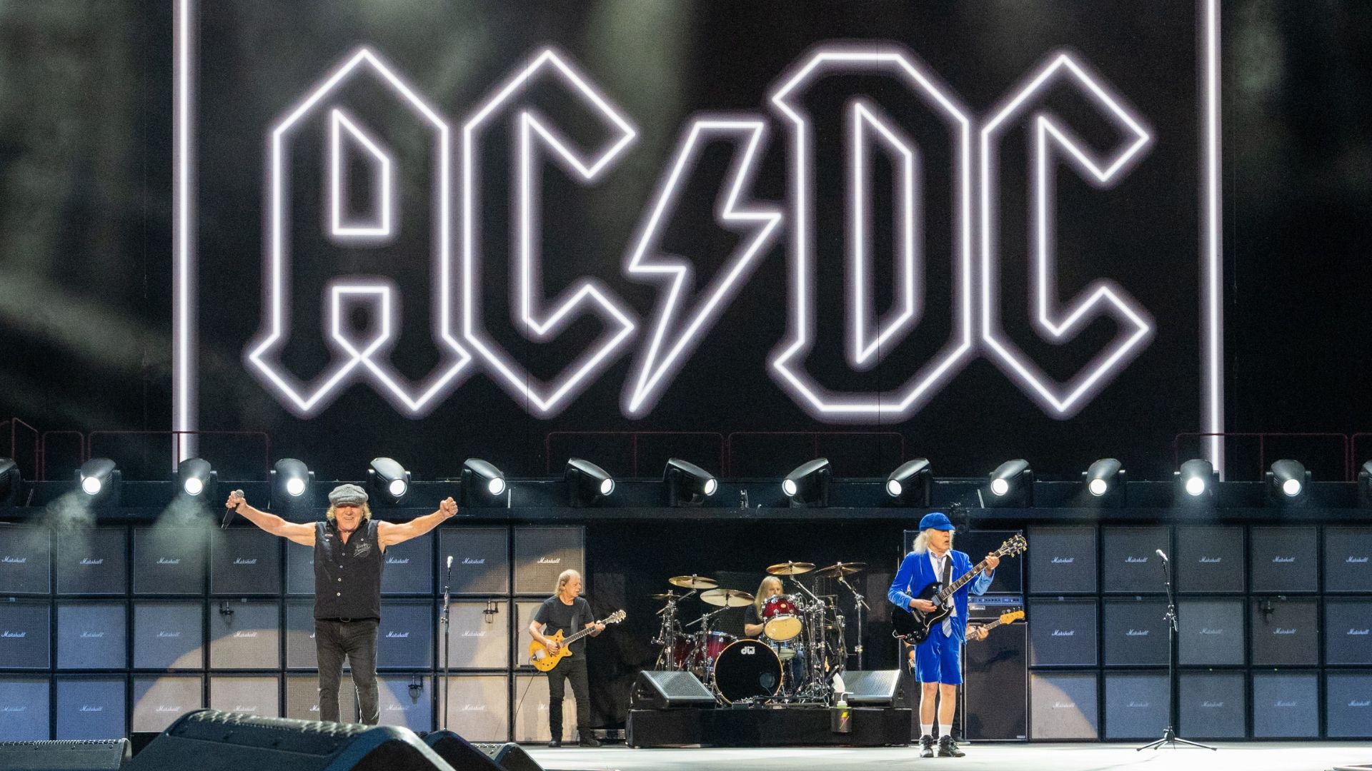 La banda AC/DC abre una segunda fecha en la CDXM, los boletos YA ESTÁN ...
