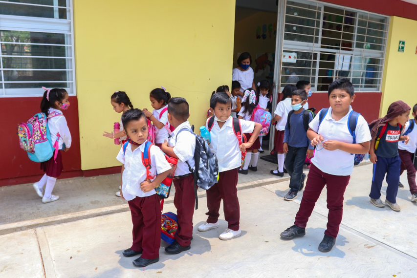 Más de 29 millones de estudiantes retornan a clases en el país