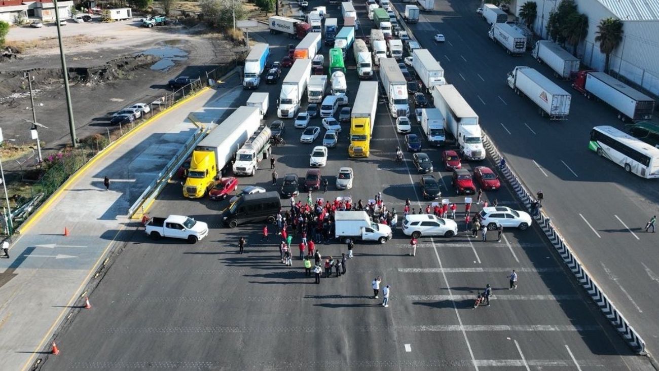Accidentes en dirección a la CDMX paralizan tránsito, estos son los bloqueos hoy
