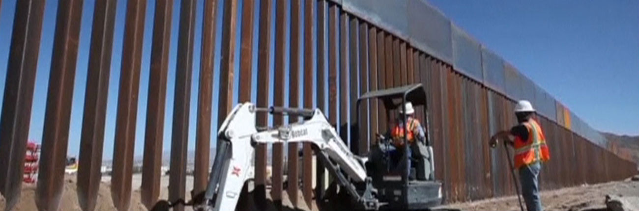 Coyotes cortan parte de muro fronterizo
