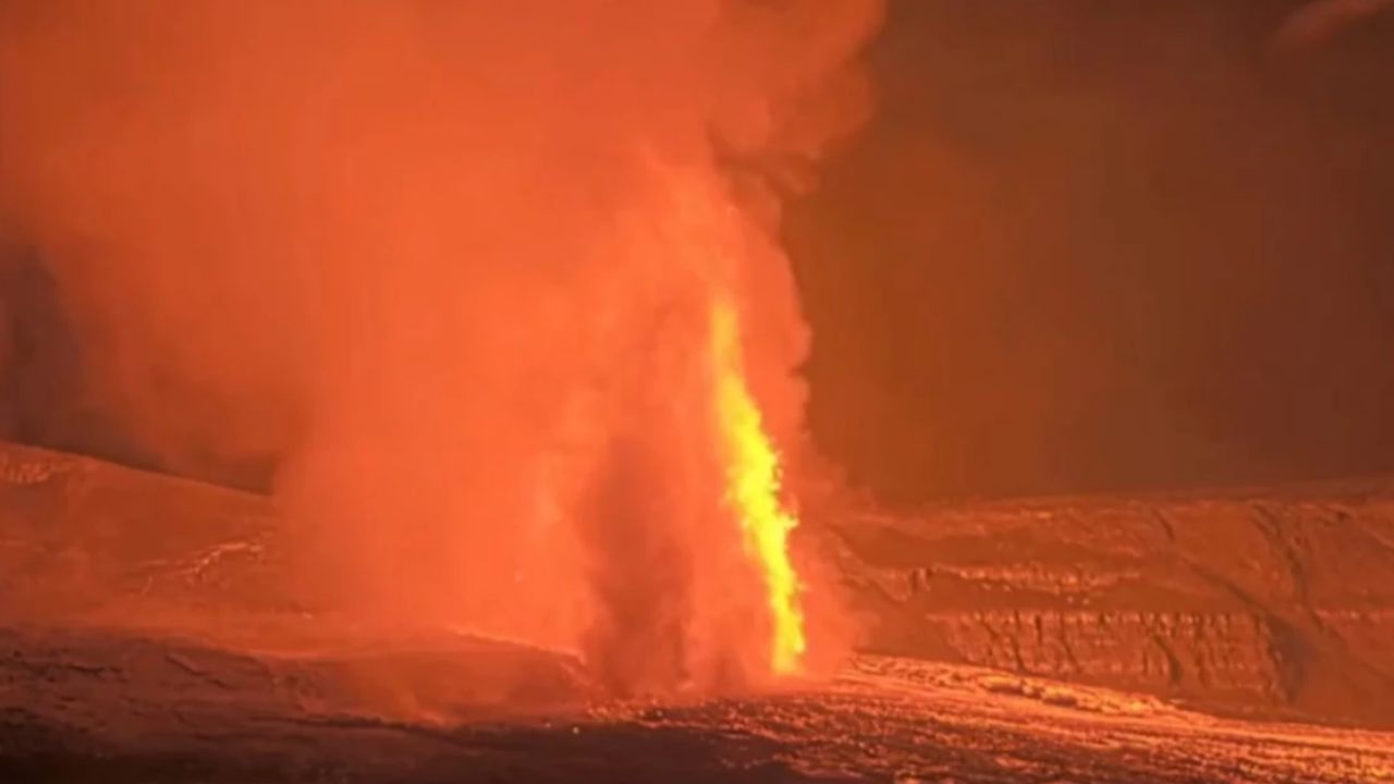 VIDEO: Captan erupción del del Volcán Kilauea; iluminó con lava y ceniza Hawái