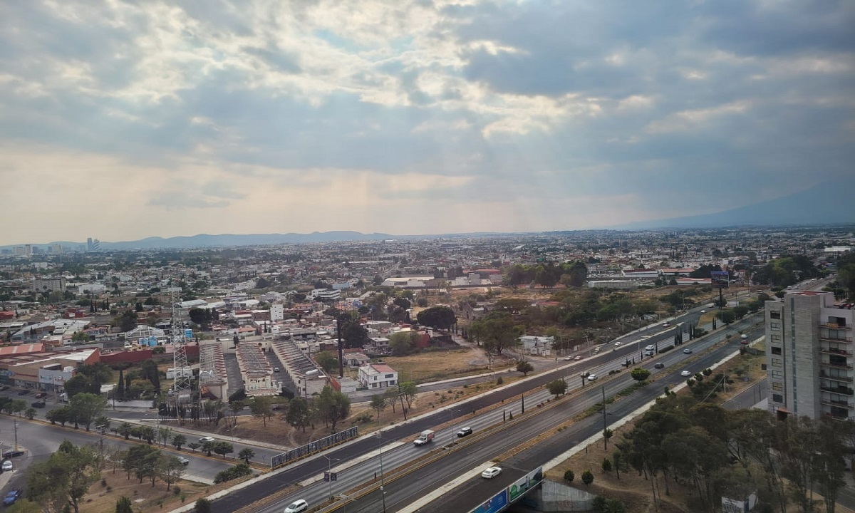 Clima en Puebla hoy 14 de mayo de 2026: onda de calor y lluvias con descargas eléctricas, advierte Conagua