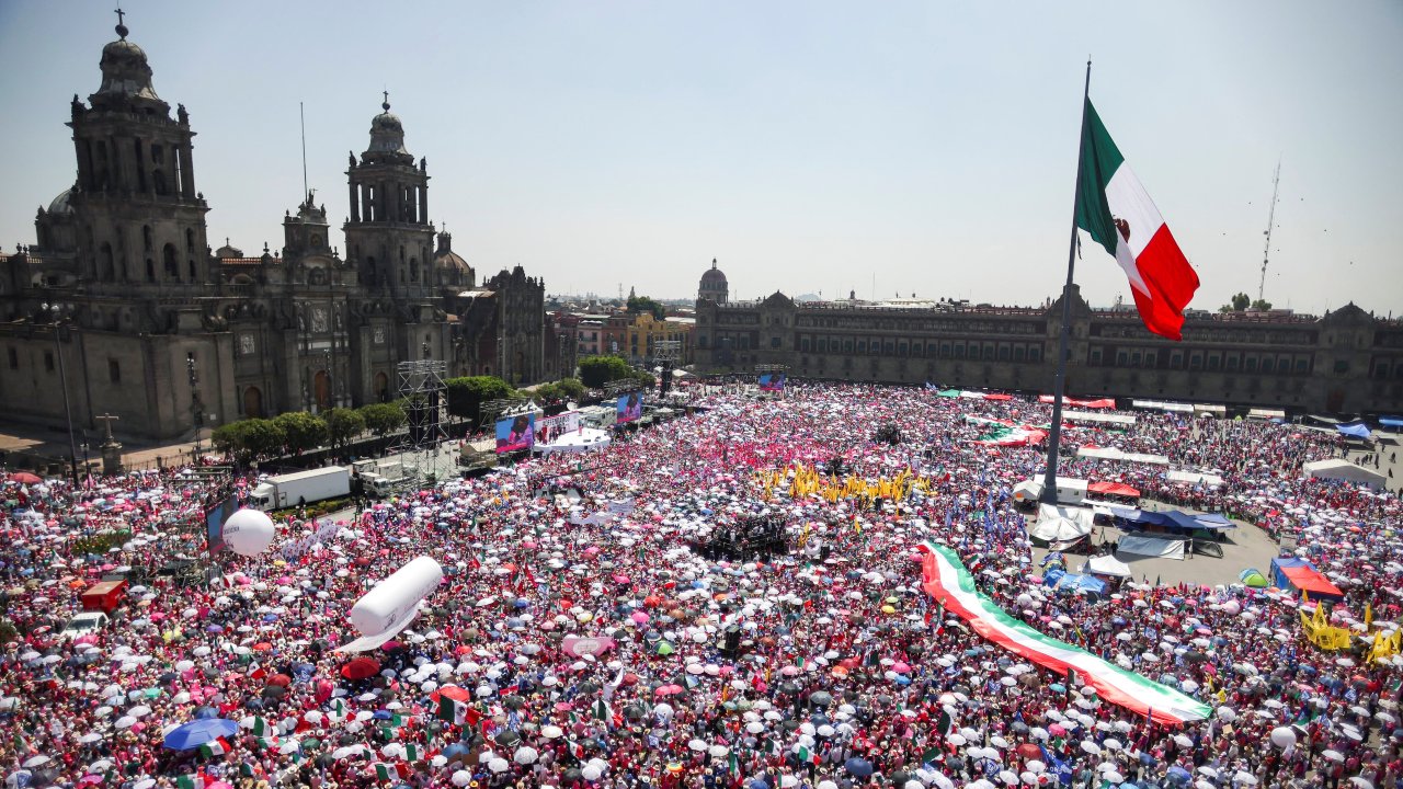 EN VIVO: Marea Rosa en el Zócalo CDMX minuto a minuto