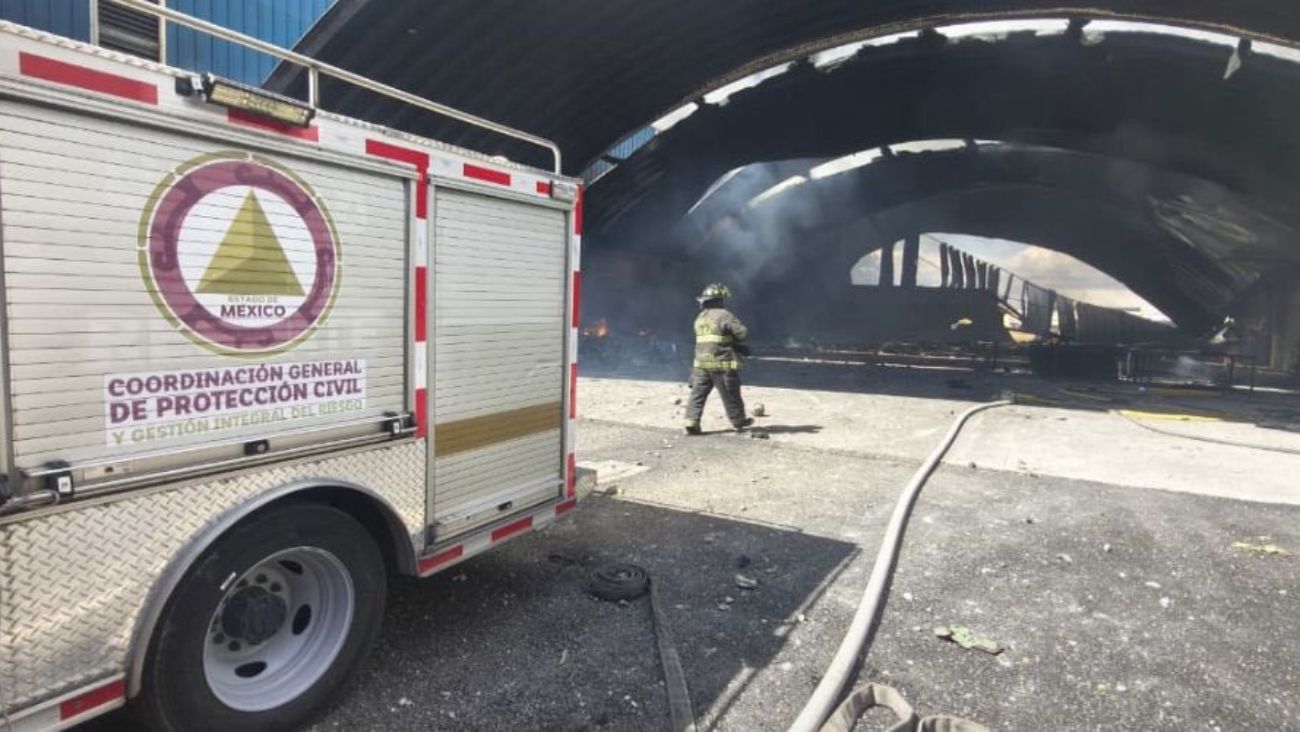 VIDEO: Avioneta se desploma en Toluca, Estado de México confirma varios muertos