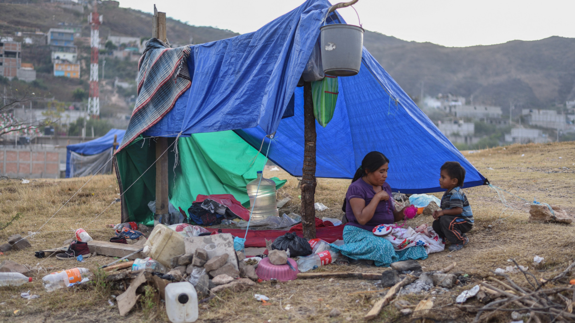 Crece pobreza en México, 55.7 millones de personas en esa condición