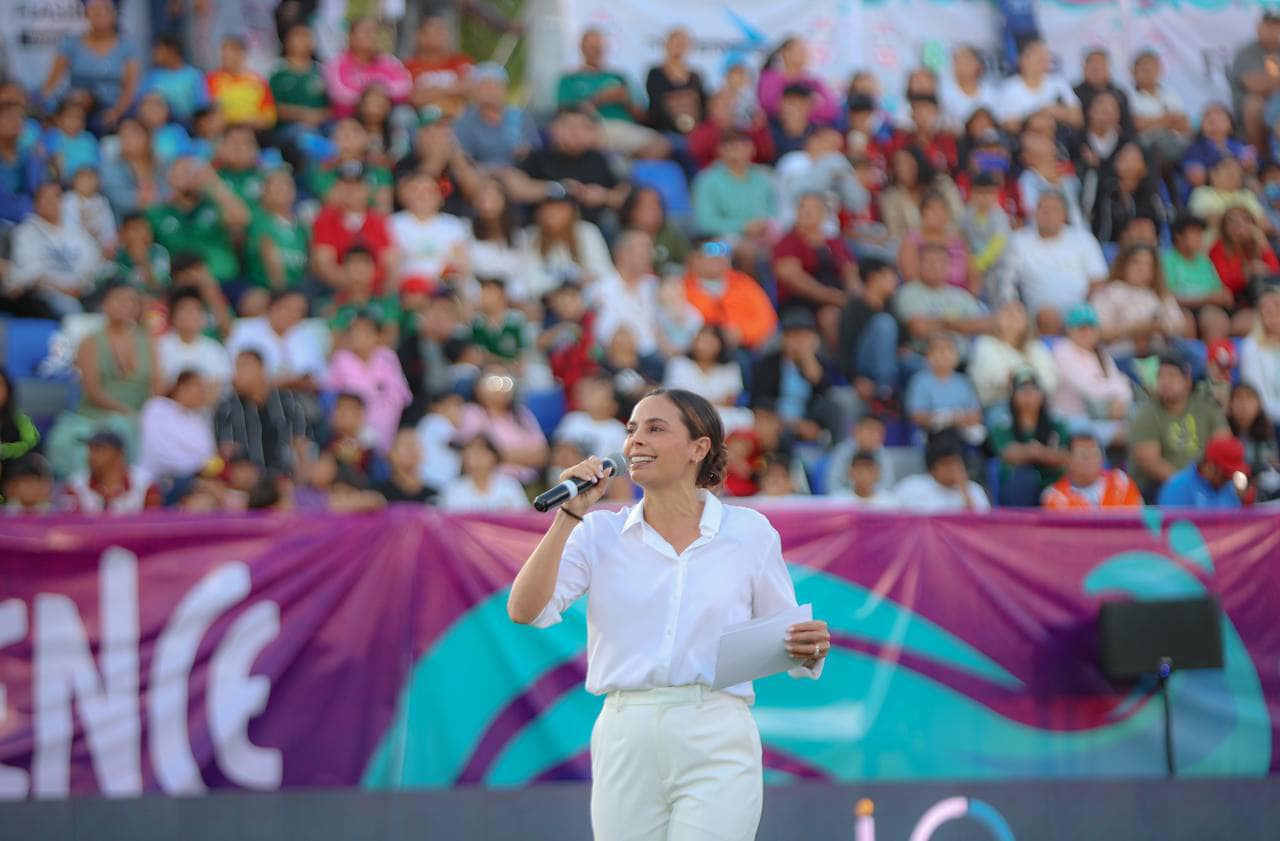 Ana Paty Peralta: Copa Socca en Cancún impulsa el deporte y economía