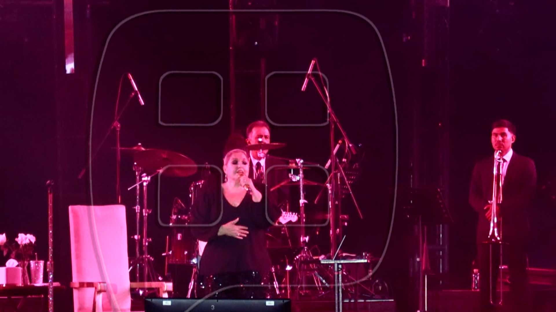 As Se Vivi El ltimo Concierto De Lupita D Alessio As Se Vivi El ltimo Concierto De Lupita D Alessio