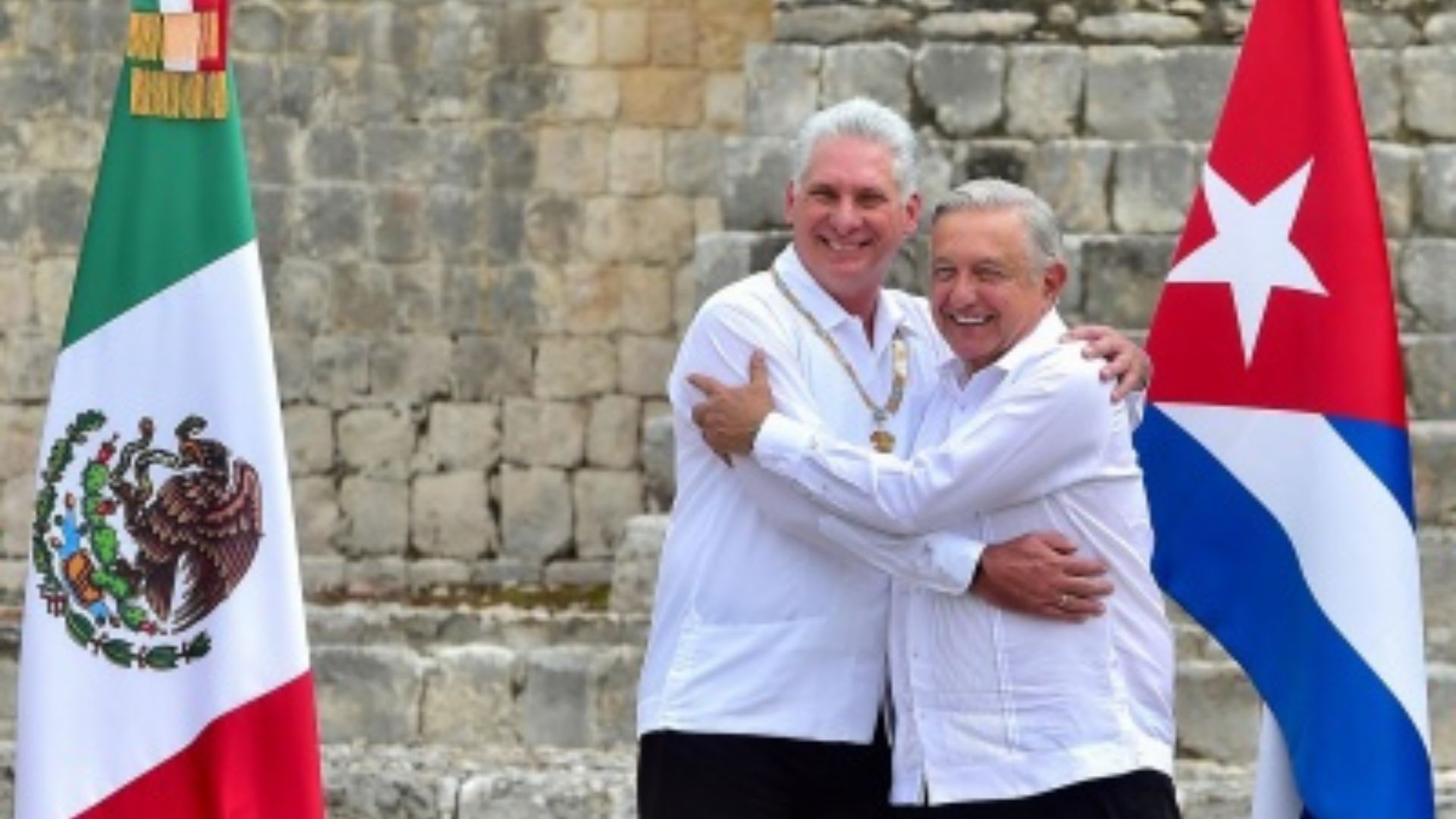 Reitera AMLO llamado a EU para levantar bloqueo a Cuba