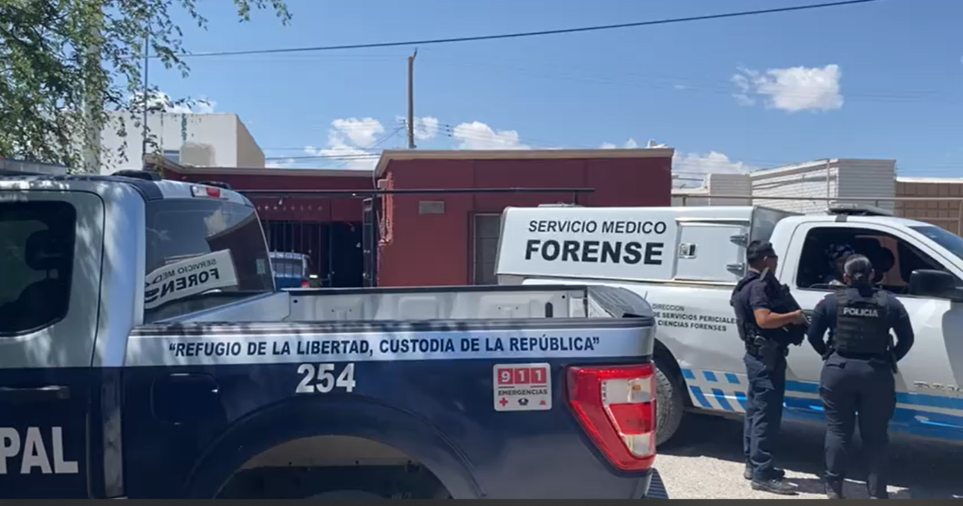 Hombre muere tras electrocutarse y caer de un segundo piso en Ciudad Juárez