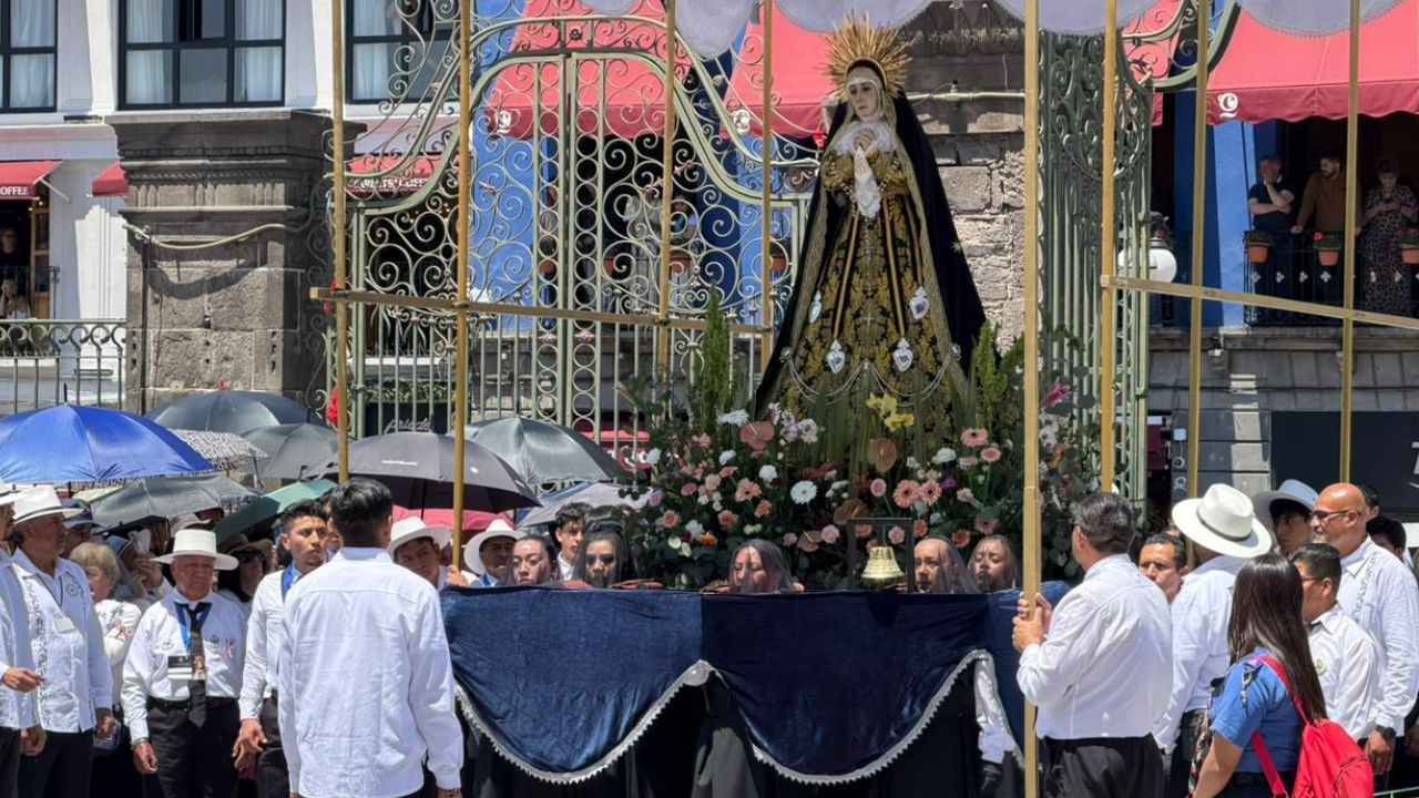 FOTOS: Procesión de viernes santo en el centro de Puebla congrega miles de fieles; este es su recorrido