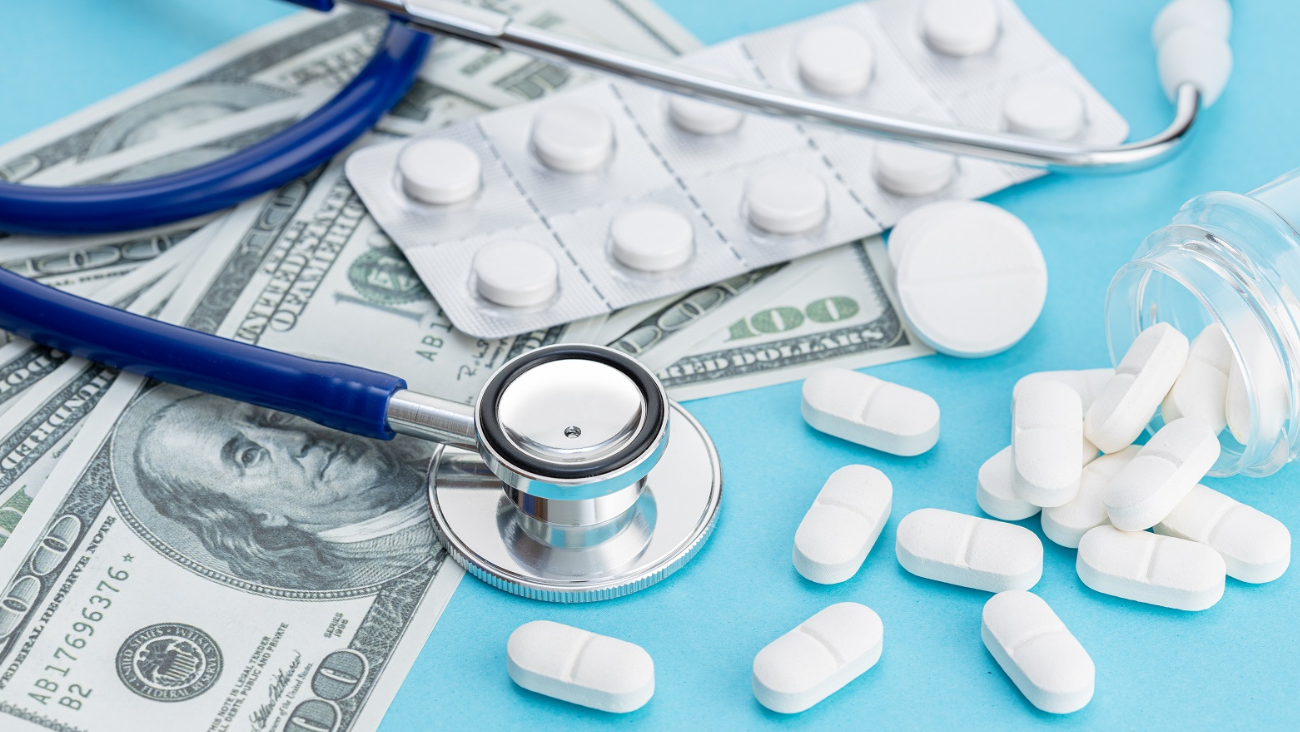 Merck y Roche entre las farmacéuticas que acordaron con Trump reducción de costos en EUA