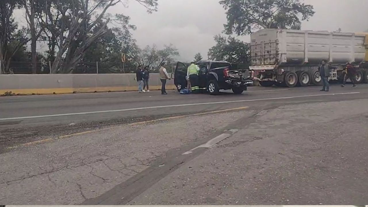 Tractocamión embistió a camioneta en accidente en la autopista Puebla–Orizaba hoy: Tráfico intenso