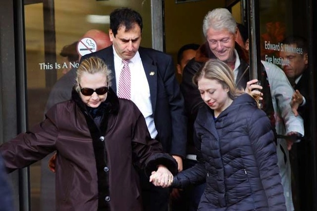 Hillary Clinton salió del hospital