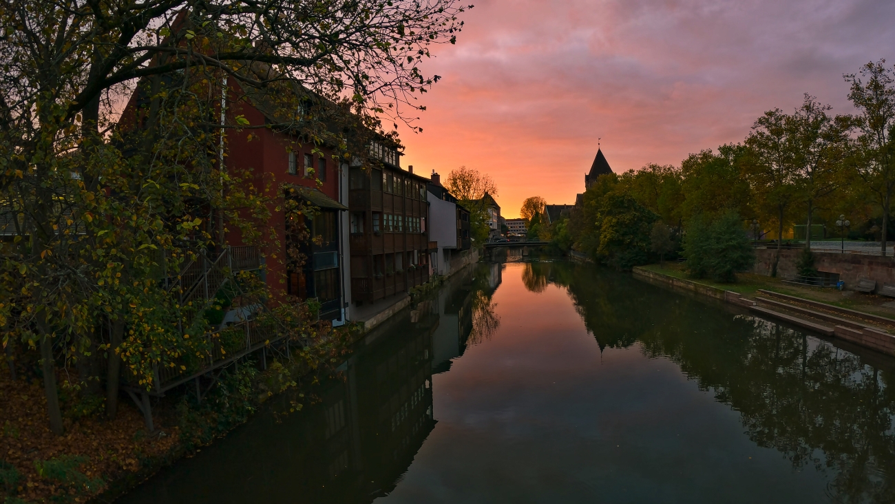 Frente frío 32 azota al sureste con lluvias intensas y vientos extremos