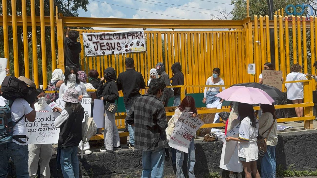 Alumnos de CCH Sur regresan a clases presenciales