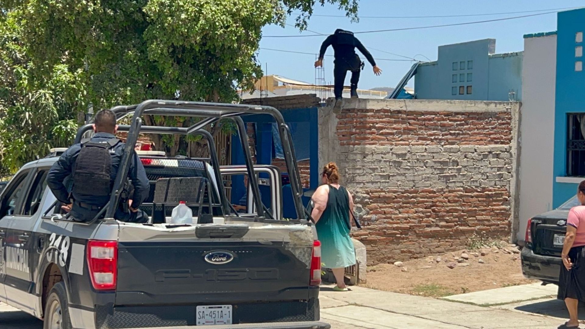 Detienen a hombre por agredir a su esposa embarazada, en Mazatlán