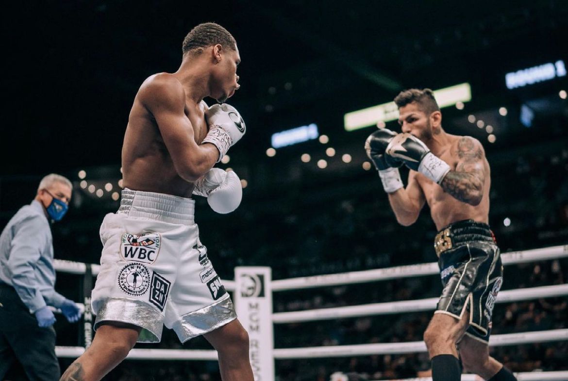 Devin Haney derrotó a Jorge Linares en las tarjetas - Vimarsana News