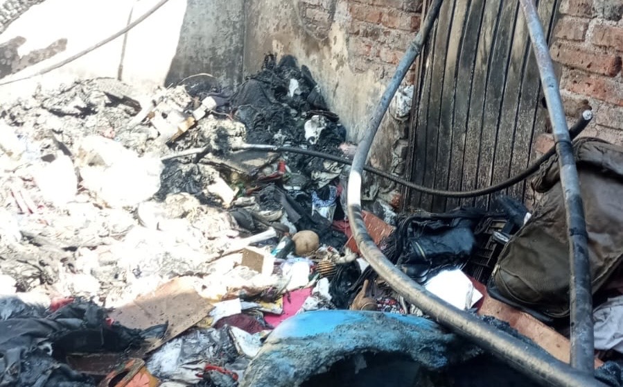 Incendio consume vivienda en la colonia España Querétaro 27 enero 2025