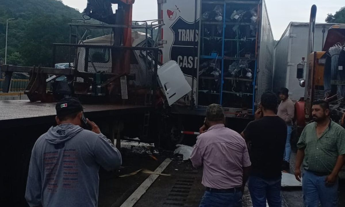 Se registra carambola en la autopista México-Veracruz a la altura de ...